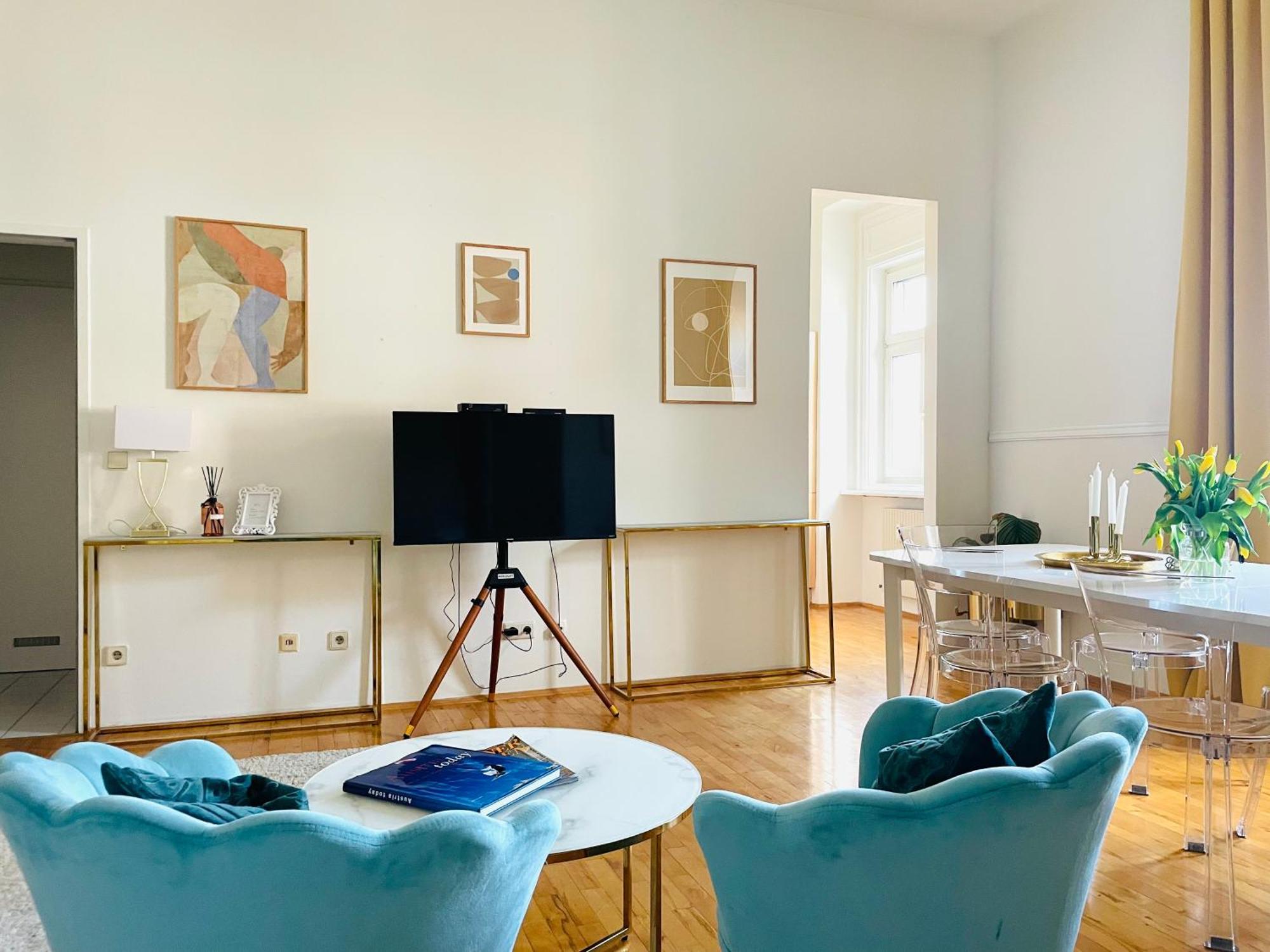 Apstay Center Deluxe ǀ Free Parking ǀ Self Check-in Aparthotel Graz