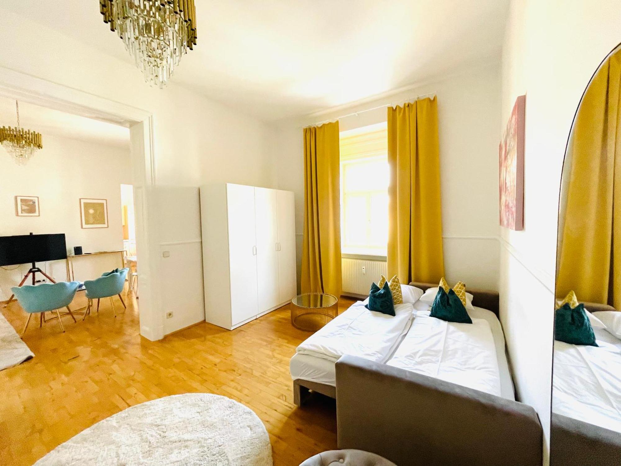 Apstay Center Deluxe ǀ Free Parking ǀ Self Check-in Aparthotel