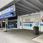 Apstay City Center Deluxe ǀ Free Parking ǀ Self Check-In